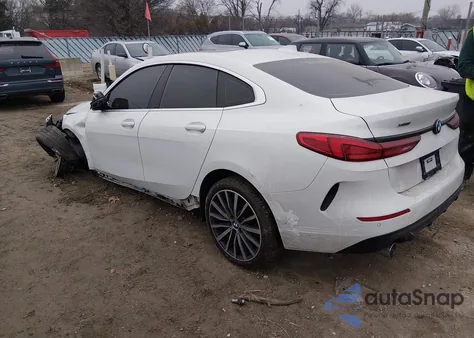 2022 BMW 228 Gran Coupe I xDrive z USA, uszkodzony, nr VIN WBA73AK09N7K30656